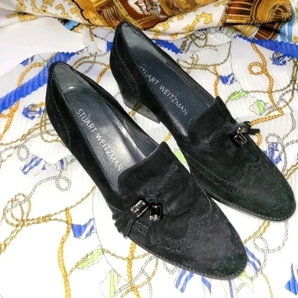 Stuart Weizman Black Suede Tassle Accent Pump - Picture 2 of 8